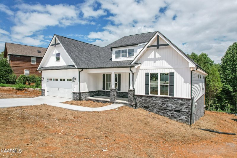 207 Nuhya Tc, Loudon, TN 37774