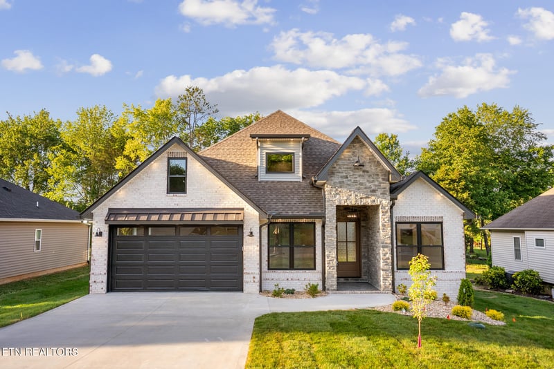 207 Ogana Ln, Loudon, TN 37774