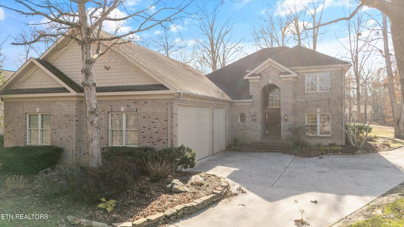 207 Oligi Cir, Loudon, TN 37774