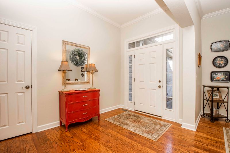 207 Osage Dr, Loudon, TN 37774