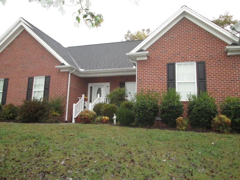 207 Rutherford Ct, Clinton, TN 37716