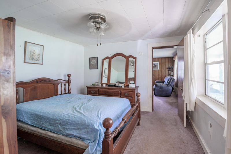 207 S East End Rd, Strawberry Plains, TN 37871