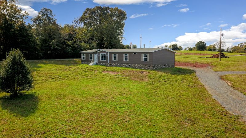 207 S Springview Rd, Maryville, TN 37801