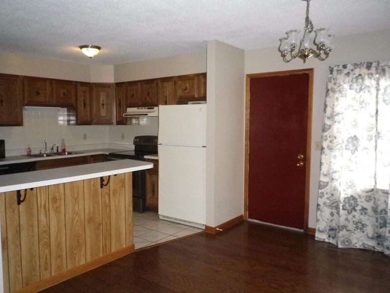 207 Scenic View Dr, Clinton, TN 37716