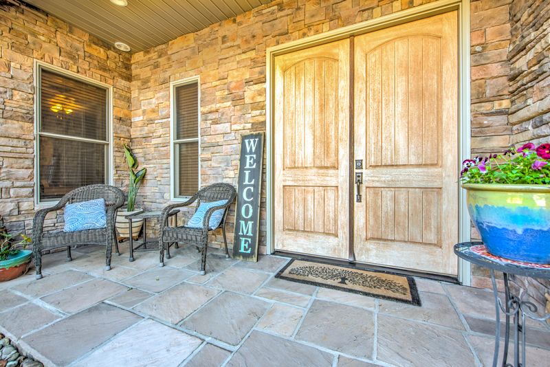 207 Shadowfax Rd, Knoxville, TN 37934