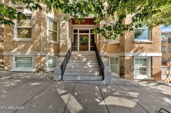 207 W Church Ave #202, Knoxville, TN 37902