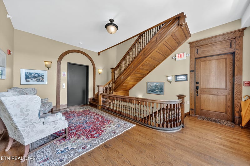 207 W Church Ave #202, Knoxville, TN 37902