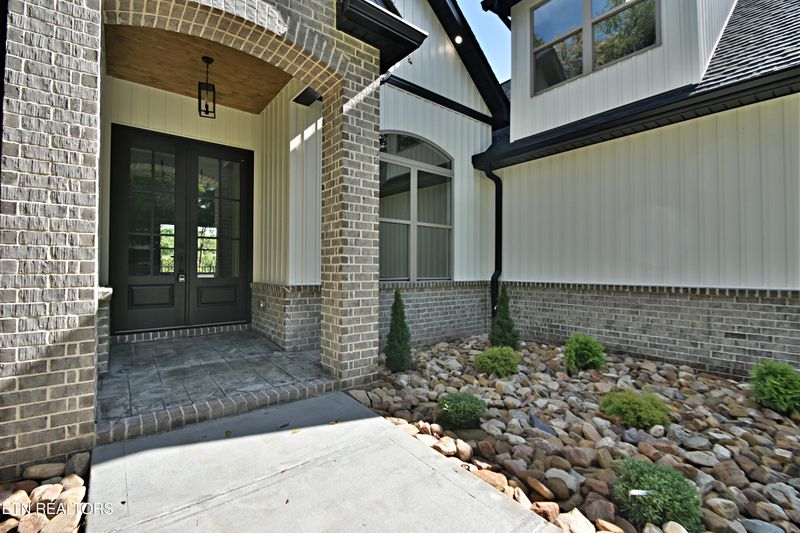 207 Walosi Ln, Loudon, TN 37774