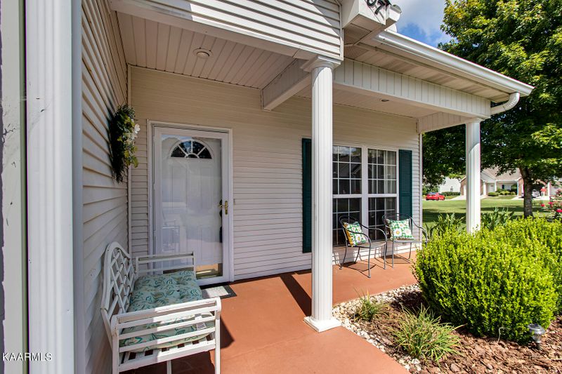 207 Willington Pl, Loudon, TN 37774