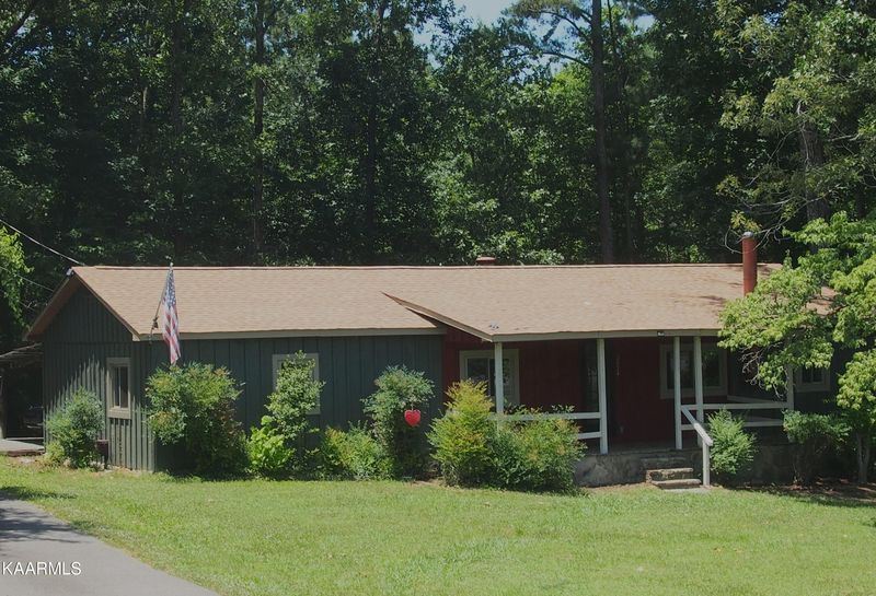 2074 Highway 30e, Athens, TN 37303
