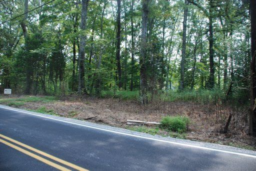 2078 Lawnville Rd, Kingston, TN 37763