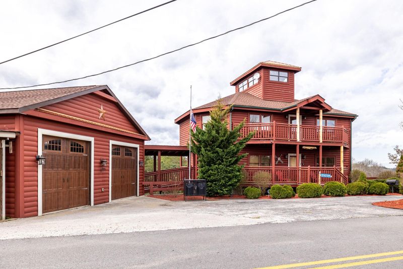 2079 Kerr Rd, Sevierville, TN 37876