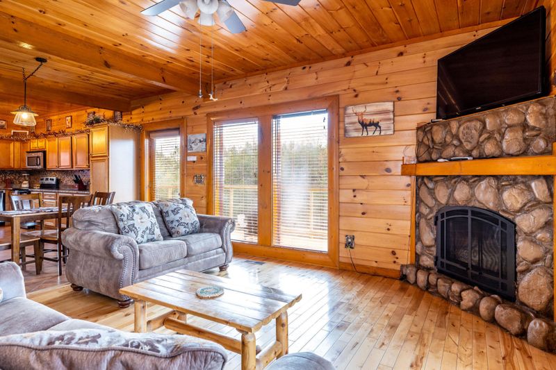 2079 Kerr Rd, Sevierville, TN 37876