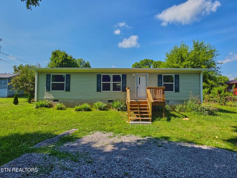 207b Fair St, Sweetwater, TN 37874