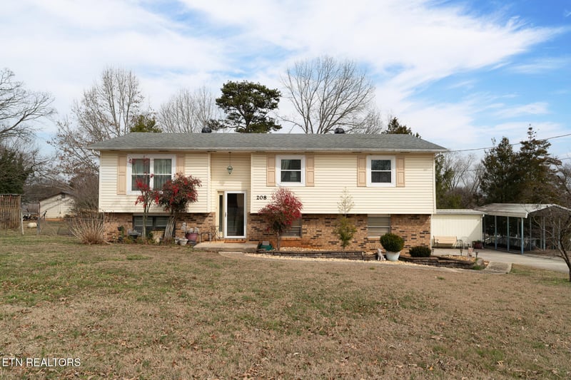 208 Blue Ridge Ln, Seymour, TN 37865