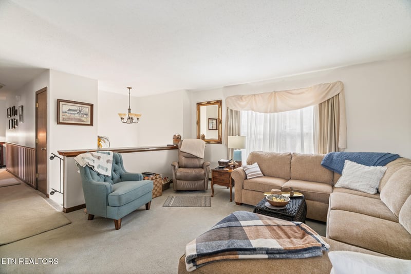 208 Blue Ridge Ln, Seymour, TN 37865