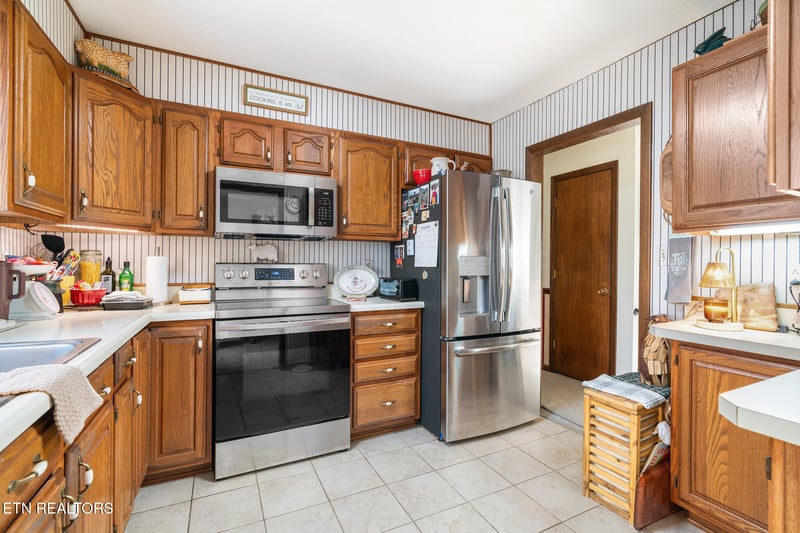 208 Blue Ridge Ln, Seymour, TN 37865