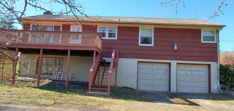 208 Brown Mountain Loop Rd, Knoxville, TN 37920