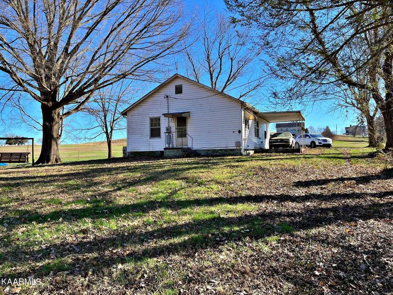 208 Dode St, Sweetwater, TN 37874