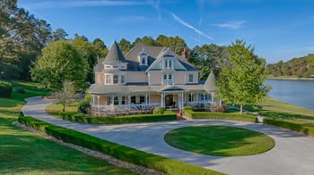 208 Glen Mar Dr, Lenoir City, TN 37772