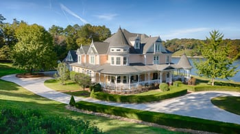 208 Glen Mar Dr, Lenoir City, TN 37772