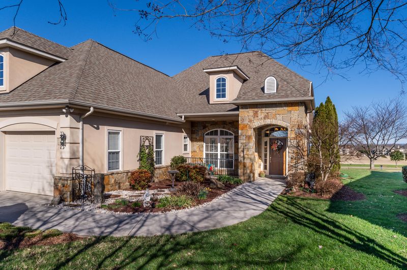 208 Kingbird Dr, Vonore, TN 37885