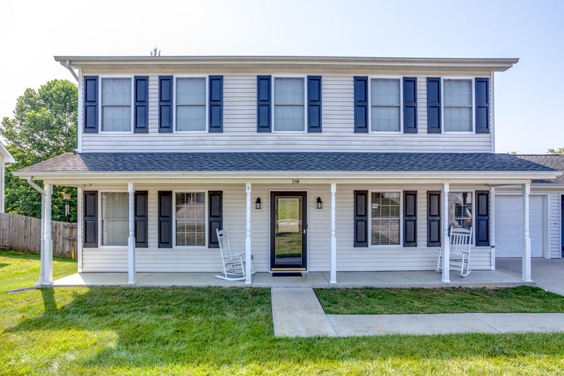 208 Nicely Tr, Powell, TN 37849
