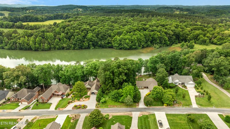 208 Oonoga Way, Loudon, TN 37774