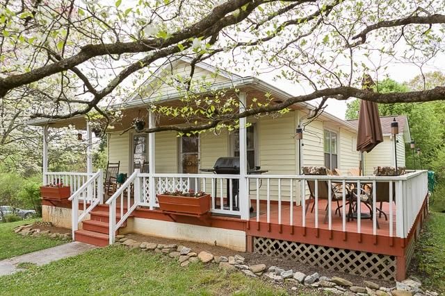 208 Pine St, Clinton, TN 37716