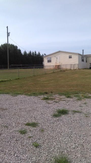 208 Red Pond Rd, Sweetwater, TN 37874