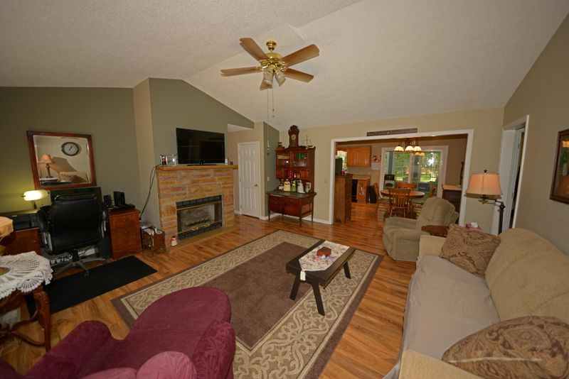 208 Saint George Dr, Fairfield Glade, TN 38558