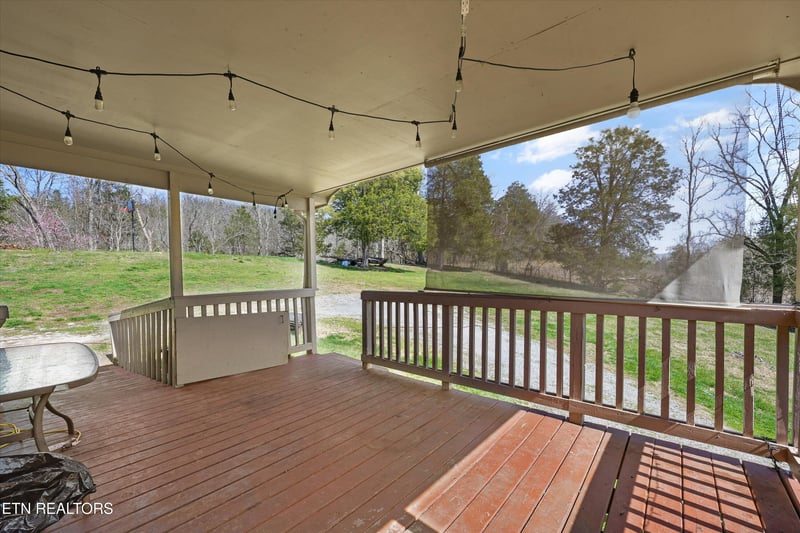 2086 Hickory Valley Rd, Maynardville, TN 37807
