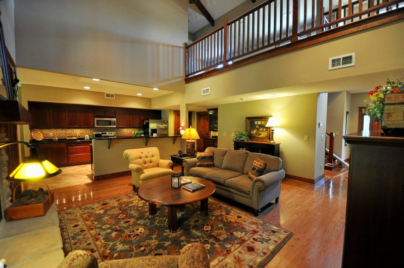 209 Bishop Cap Cir, Townsend, TN 37882