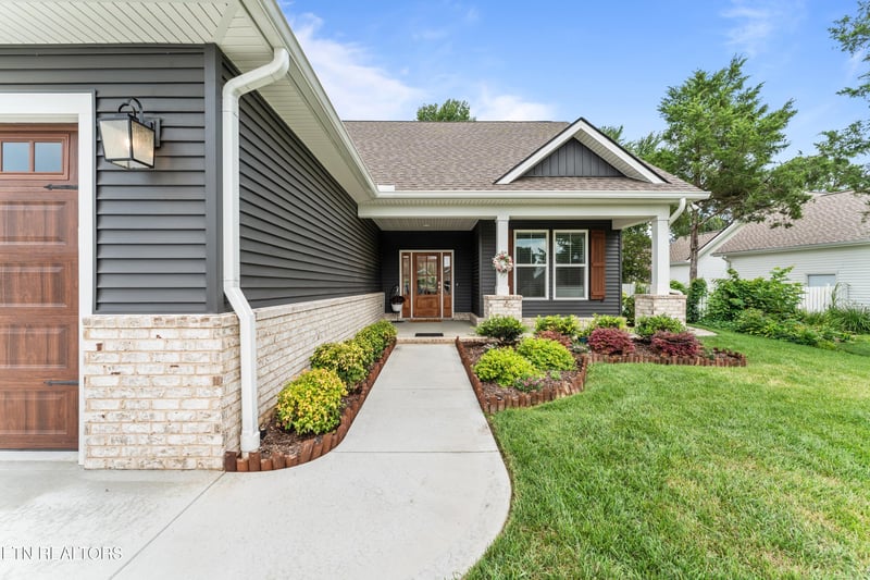 209 Chogi Ln, Loudon, TN 37774