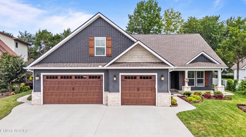 209 Chogi Ln, Loudon, TN 37774