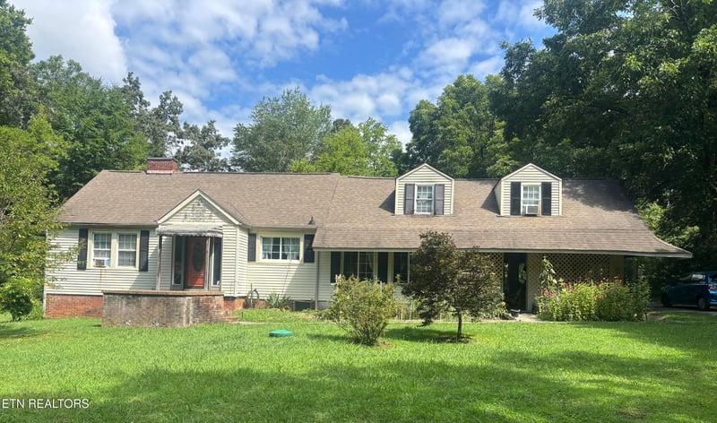 209 E Norton Rd, Knoxville, TN 37920
