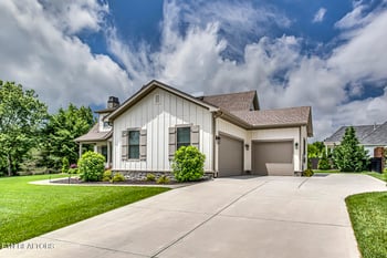 209 Fence Post Ln, Knoxville, TN 37934