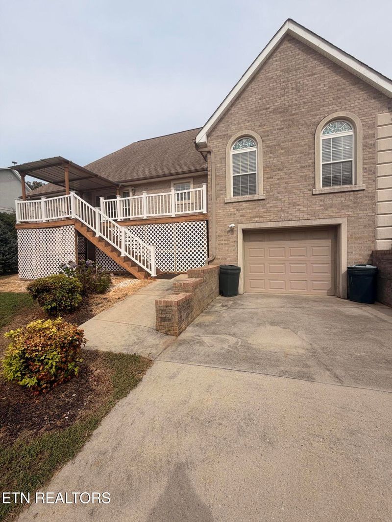 209 Meadow Ln, Madisonville, TN 37354