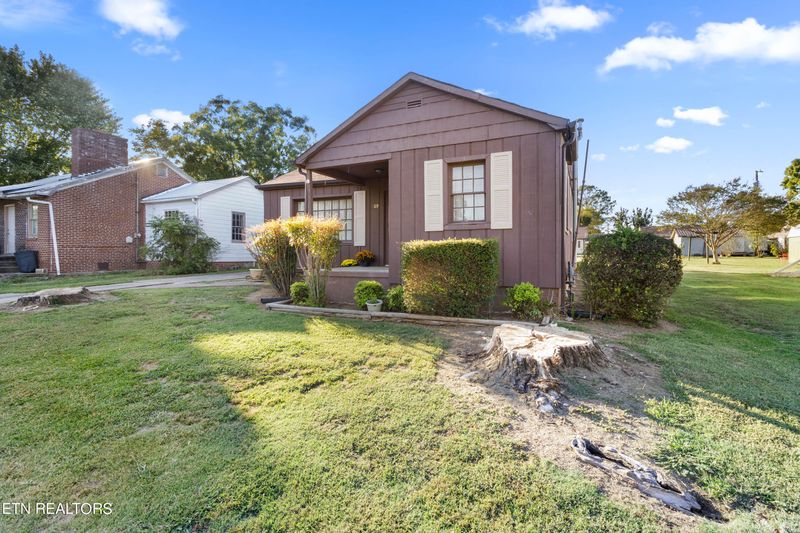 209 Pond St, Englewood, TN 37329