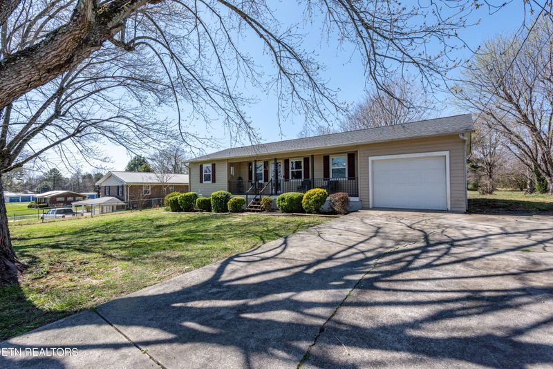 209 Sequoyah Dr, Madisonville, TN 37354