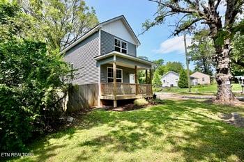 209 W Moody Ave, Knoxville, TN 37920