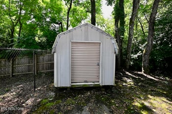 209 W Moody Ave, Knoxville, TN 37920