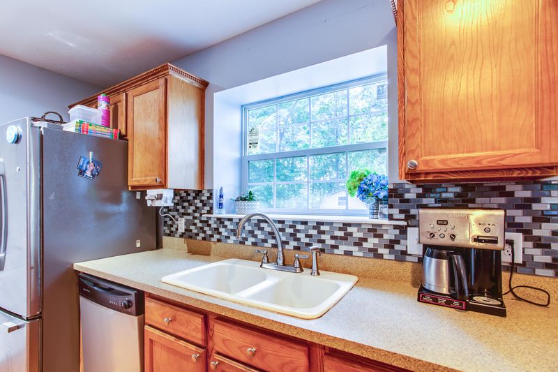 2091 Highpoint Ln, Sevierville, TN 37876