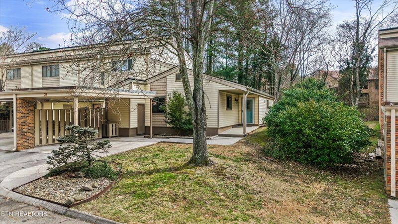 21 Bradford Cir, Oak Ridge, TN 37830