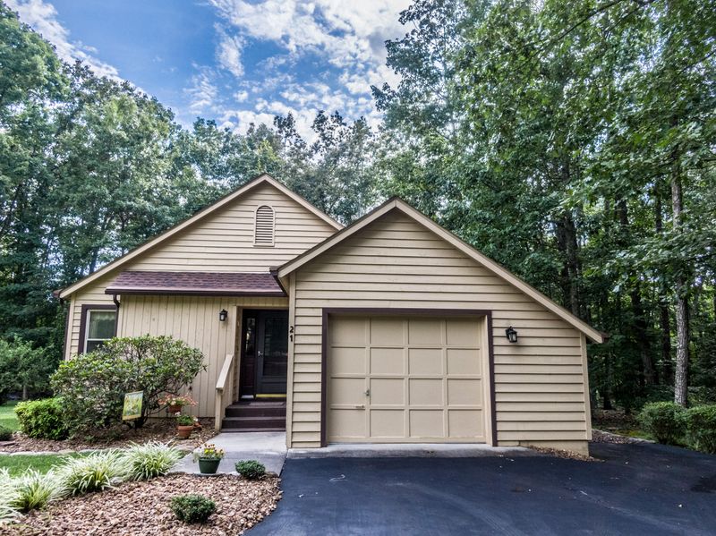 21 Hickory Cove Ln, Fairfield Glade, TN 38558