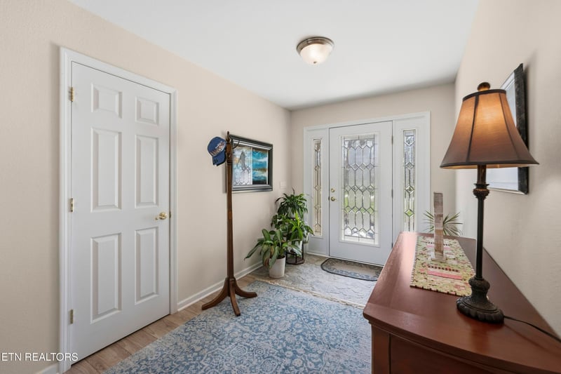 21 Lexham Ct, Crossville, TN 38558