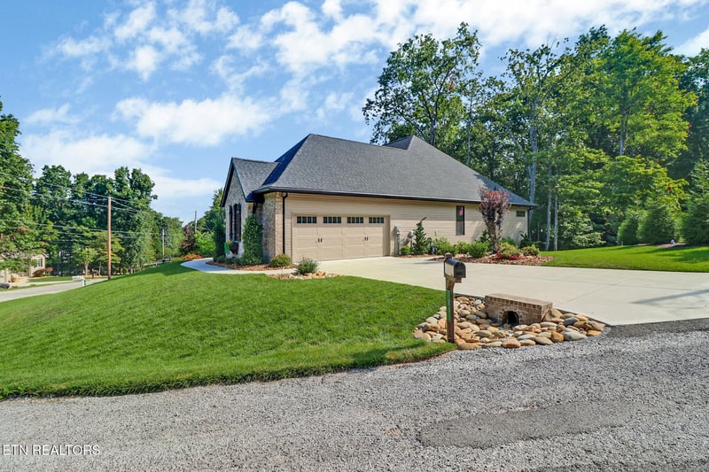 21 Oakcrest Cir, Fairfield Glade, TN 38558