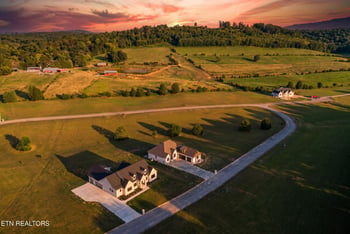 210 Big Oak Dr, Kingston, TN 37763