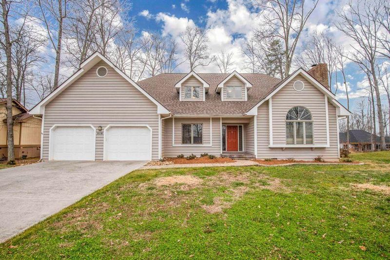210 Cheeskogili Ln, Loudon, TN 37774