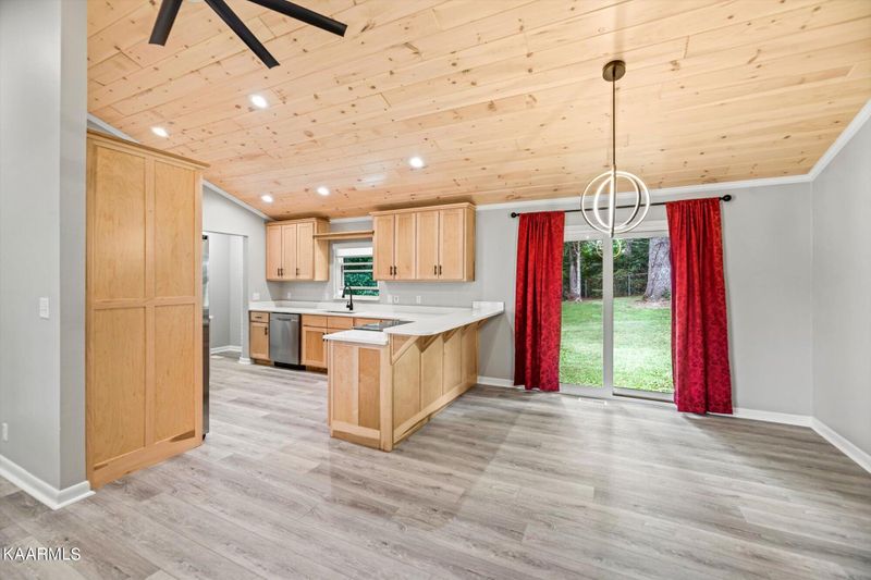 210 County Road 556, Athens, TN 37303
